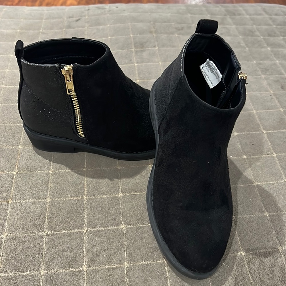 Black Glitter Boots